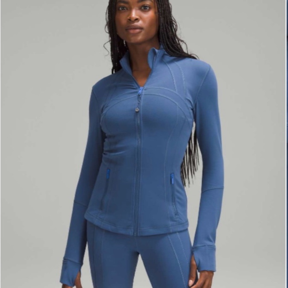 Lululemon define jacket size 6 in pitch blue